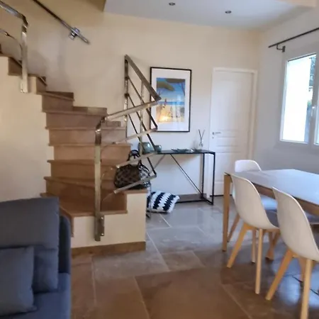 Maison De Bord De ,hyeres, 3 Chambres, Jardin, Calme Hyères