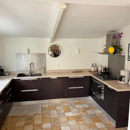 度假居 Maison De Bord De ,hyeres, 3 Chambres, Jardin, Calme