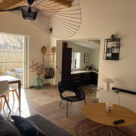 度假居 Maison De Bord De ,hyeres, 3 Chambres, Jardin, Calme *