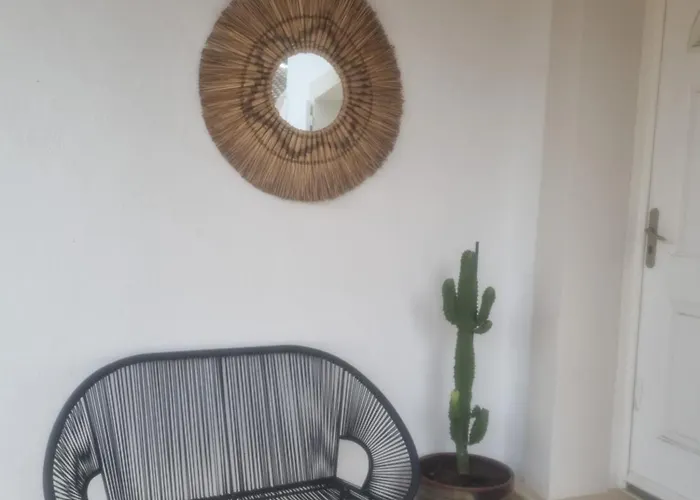 度假居 Maison De Bord De ,hyeres, 3 Chambres, Jardin, Calme *