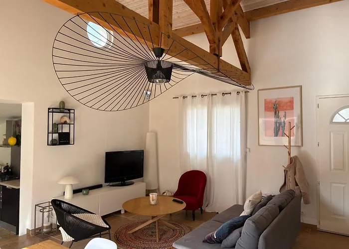 Casa vacanze Maison De Bord De ,hyères, 3 Chambres, Jardin, Calme