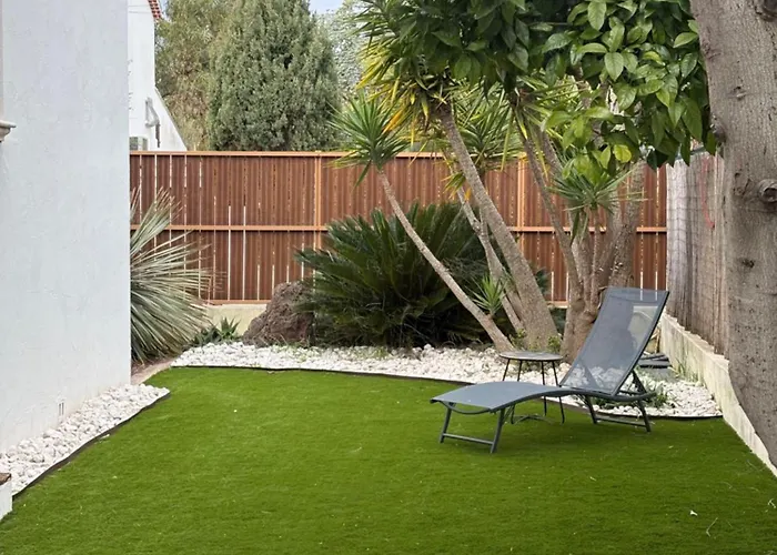 Maison De Bord De ,hyeres, 3 Chambres, Jardin, Calme 耶尔